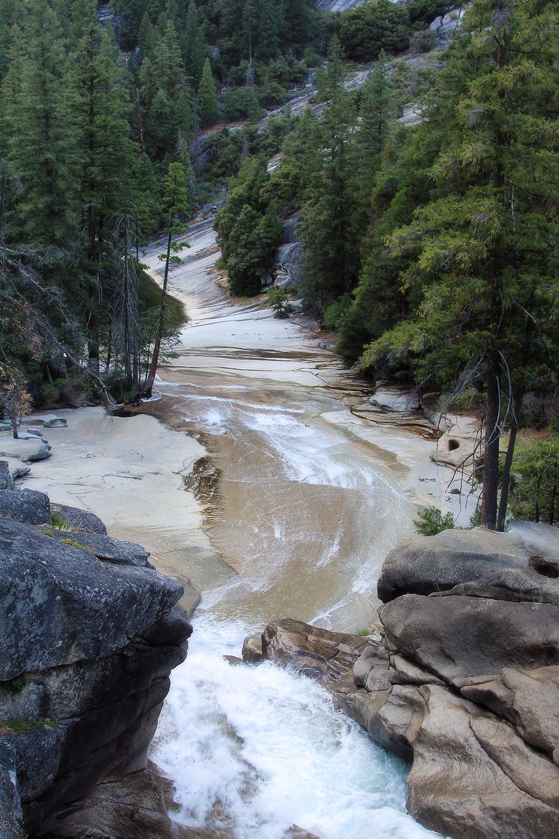 IMG_3594 silver apron 4x6 IMG_3594 silver apron 4x6